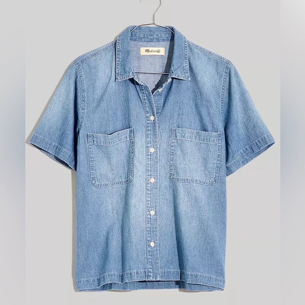 Madewell Chambray Short Sleeve Button Up